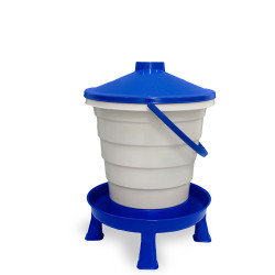 Nap�je�ka pro dr�be� kbel�kov� s no�i�kami 20 l